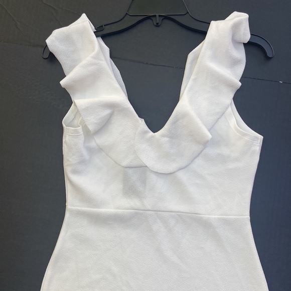 New GUESS Ruffle V-Neck White Dress SZ S - Picture 5 of 6